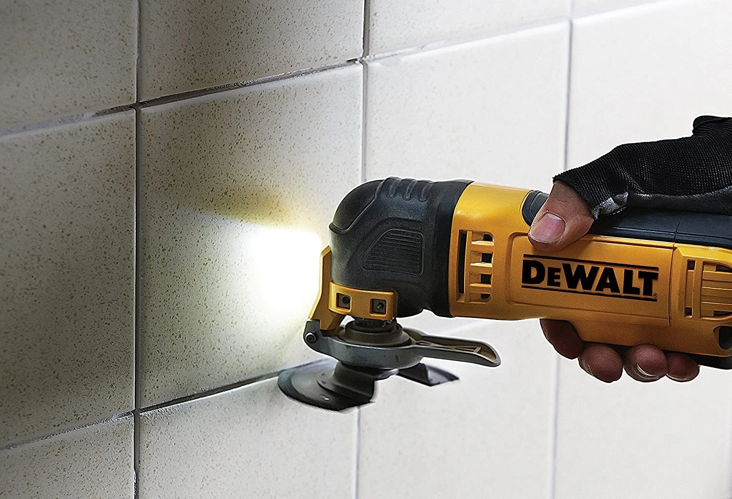 DeWalt DWE315KT Multitool + 37 Delige Accessoiresset In TSTAK - 300W - DWE315KT-QS 2 DeWalt DWE315KT Multitool + 37 Delige Accessoiresset In TSTAK - 300W - DWE315KT-QS - Afbeelding 2