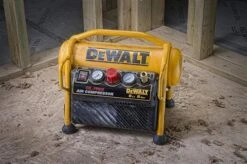 DeWalt DPC6MRC Draagbare Compressor - 6L - 8 Bar - Euro - DPC6MRC-QS -Dewalt Verkoopwinkel 4d1eefa38e4cbbd945dc4a42a471dca8